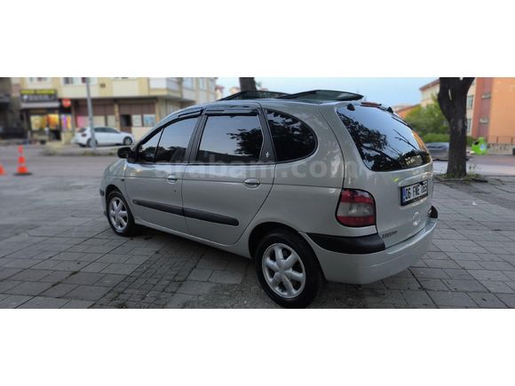 Sahibinden Renault Scenic 1.6 RXT 2000 Model