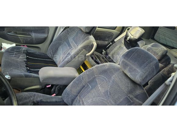 Sahibinden Renault Scenic 1.6 RXT 2000 Model