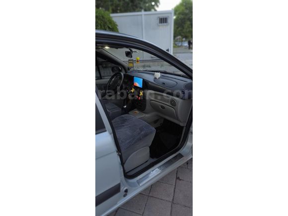 Sahibinden Renault Scenic 1.6 RXT 2000 Model