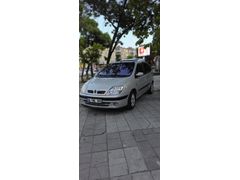 Sahibinden Renault Scenic 1.6 RXT 2000 Model