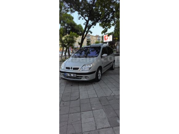 Sahibinden Renault Scenic 1.6 RXT 2000 Model