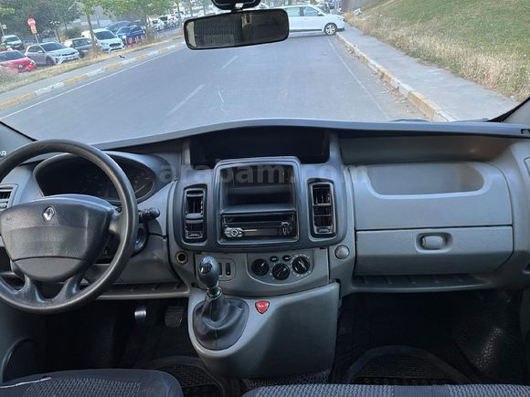 Sahibinden Renault Trafic Multix 2.0 dCi 2011 Model