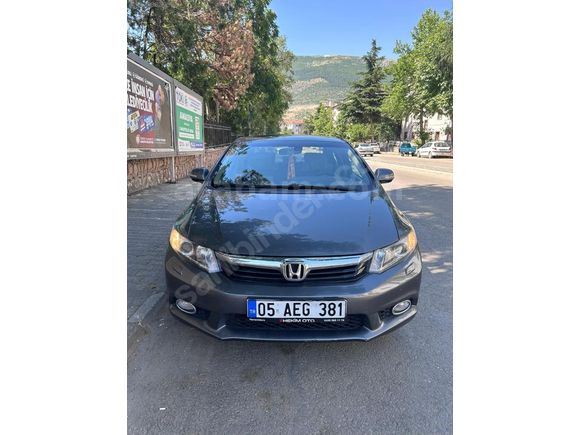 Sahibinden Honda Civic 1.6 Elegance 2012 Model Amasya 175.000 km Füme