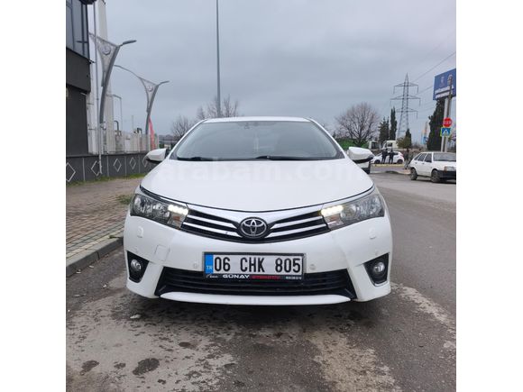 Sahibinden Toyota Corolla 1.4 otomatik D-4D Premium 2013 Model  148.000 km Beyaz