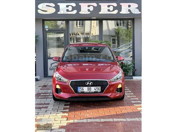 2017 MODEL HYUNDAI İ30 1.4 MPI STYLE BOYASIZ HATASIZ