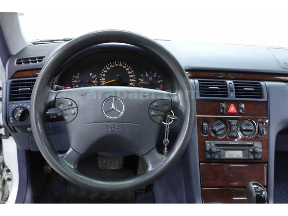 BAYSAL MOTORS'DAN MERCEDES E220 CLASSİC