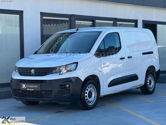 2K OTOMOTİV'DEN 2023 PEUGEOT PARTNER VAN 1.5D ÇİFT SÜRGÜLÜ
