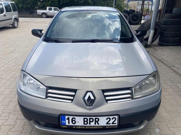 İLK SAHİDEN MEGANE 1.5 DCI