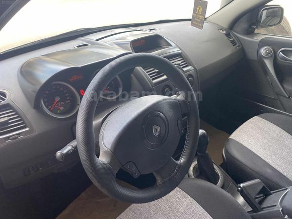İLK SAHİDEN MEGANE 1.5 DCI