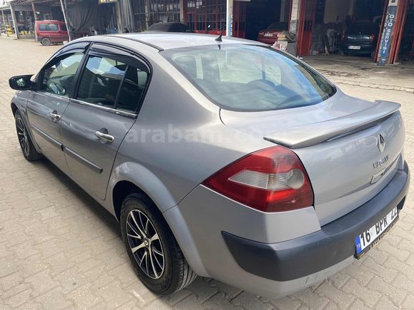 İLK SAHİDEN MEGANE 1.5 DCI