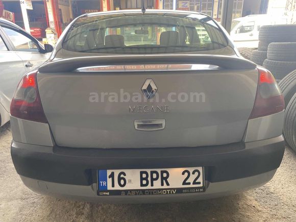 İLK SAHİDEN MEGANE 1.5 DCI