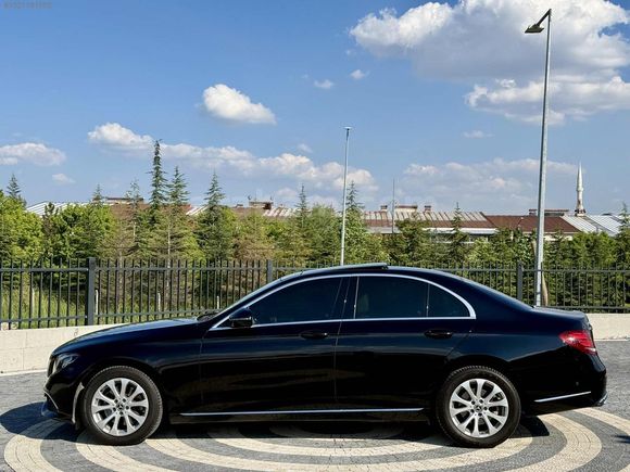2017 MODEL E220d 4MATİC HATASIZ BOYASIZ DEĞİŞENSİZ TRAMERSİZ