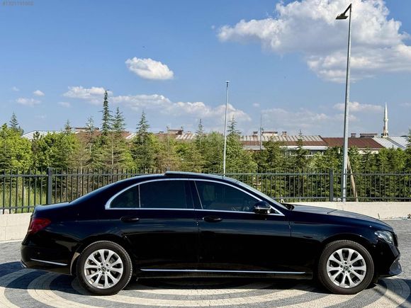 2017 MODEL E220d 4MATİC HATASIZ BOYASIZ DEĞİŞENSİZ TRAMERSİZ
