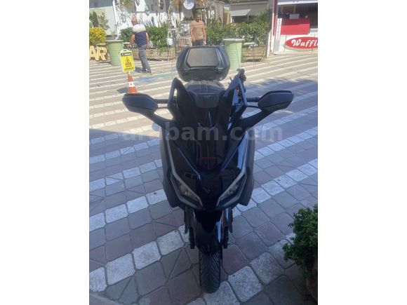 Honda Forza 250 SE 