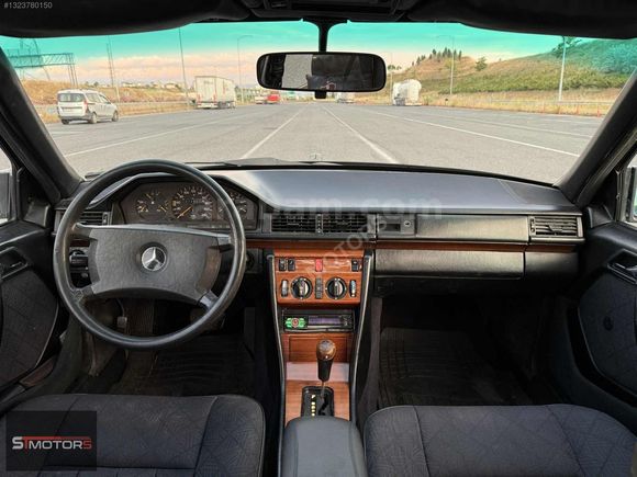 ST MOTORS Mercedes-Benz 300D