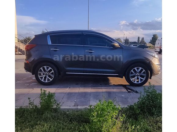Sahibinden Kia Sportage 1.6 GDI Concept Plus 2014 Model  150.000 km Diğer