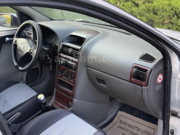 DERİCİ AUTO'DAN 1.6 OPEL ASTRA