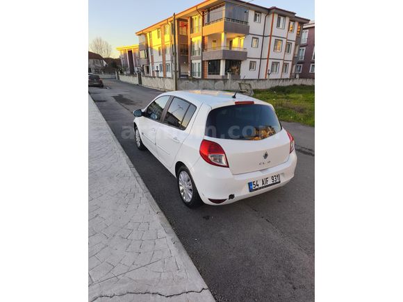 2012 Model Renault Clio 1.2 LPG li