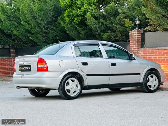 RİVA MOTORS'DAN DEĞİŞENSİZ OTOMATİK ASTRA
