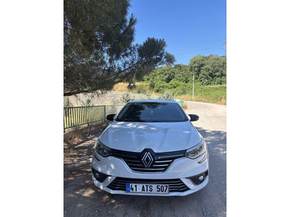 Sahibinden Renault Megane 1.3 TCe Joy 2020 Model 