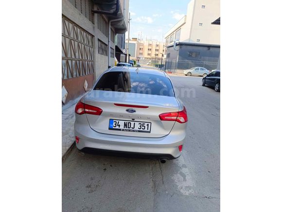 Sahibinden Ford Focus 1.5 EcoBlue Titanium Stil 2024 Model 