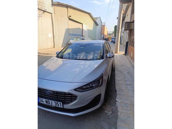Sahibinden Ford Focus 1.5 EcoBlue Titanium Stil 2024 Model 