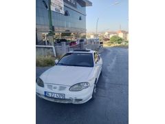 Sahibinden Hyundai Elantra 1.6 GLS 2000 Model  400.000 km Beyaz