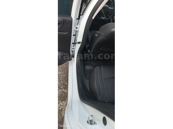 Sahibinden Renault Megane 1.5 Blue DCI Touch 2020 Model