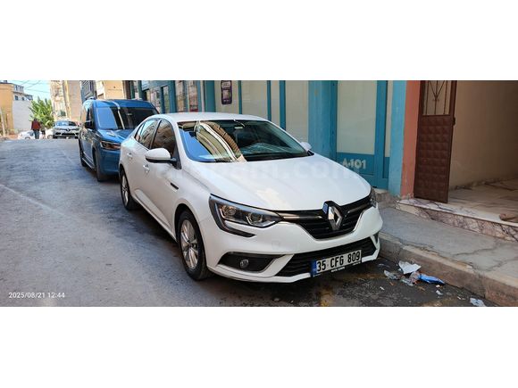 Sahibinden Renault Megane 1.5 Blue DCI Touch 2020 Model