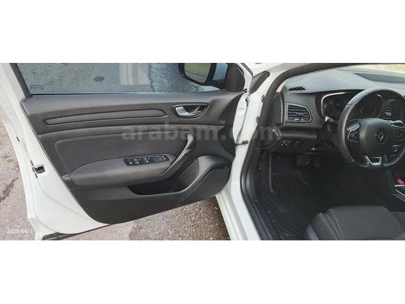 Sahibinden Renault Megane 1.5 Blue DCI Touch 2020 Model