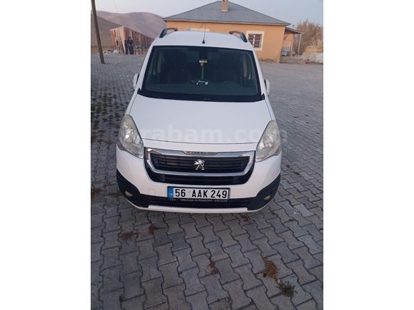 Sahibinden Peugeot Partner 1.6 HDI Allure 2017 Model