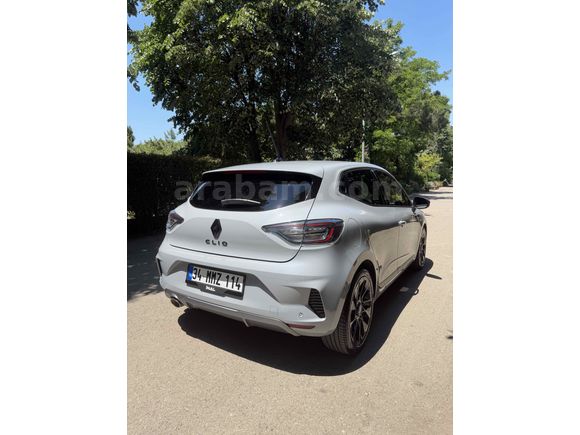 Sahibinden Renault Clio 1.0 TCe Techno Esprit Alpine 2024 Model 
