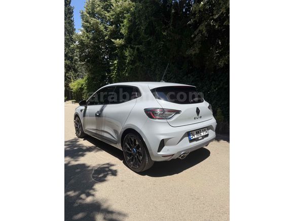 Sahibinden Renault Clio 1.0 TCe Techno Esprit Alpine 2024 Model 