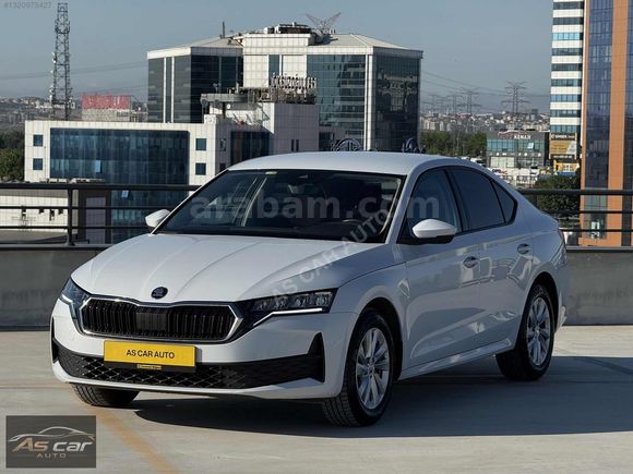 BOYASIZ SKODA OCTAVİA 1.5 TSİ MHEV ELİTE 150 BEYGİR %20 KDV Lİ