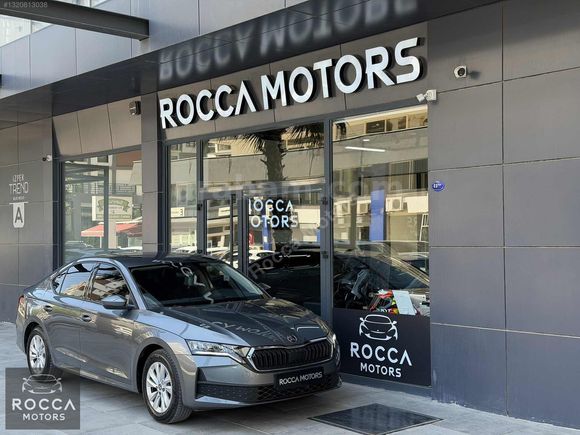 -ROCCA MOTORS-2025 SKODA OCTAVİA 1.5 MHEV ELİTE HATASIZ