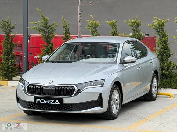 FORZA 2025 SKODA OCTAVİA ELİTE 1.5 TSI HIBRIT OTOMATIK