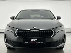 K.KARTINA 9 TAKSİT 2025 SKODA OCTAVIA 1.5TSI MHEV ELITE HATASIZ