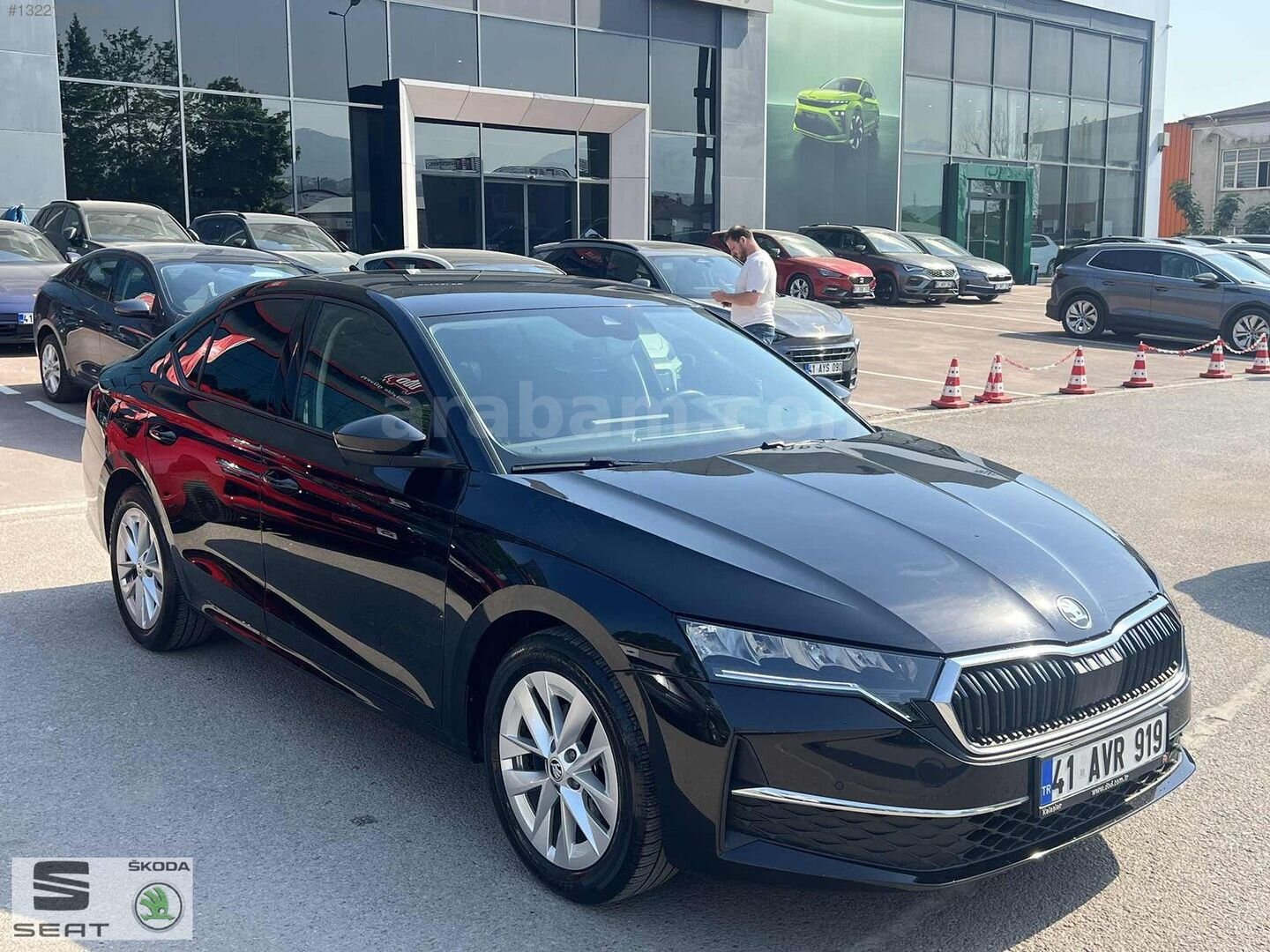 Galeriden Skoda Octavia 1.5 Mhev Premium 2024 Model Kocaeli 44.450 km Siyah 4