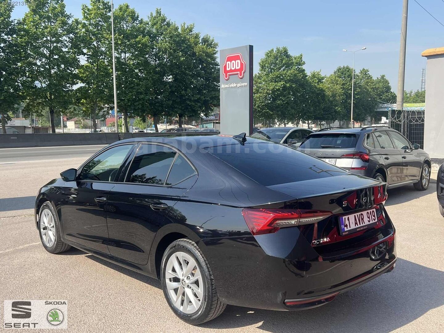 Galeriden Skoda Octavia 1.5 Mhev Premium 2024 Model Kocaeli 44.450 km Siyah 7
