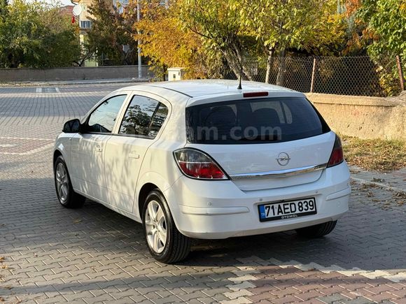 Sahibinden Opel Astra 1.6 Essentia 2013 Model 