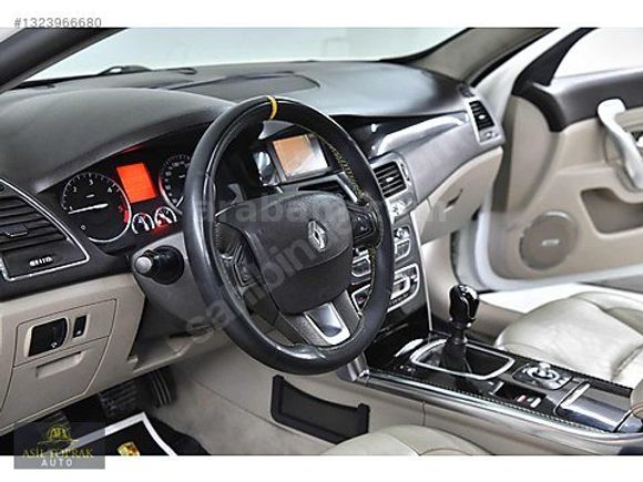 220 PEŞİN KALAN KREDİ / 2012 LATİTUDE 1.5DCİ EXECUTİVE CAM TAVAN