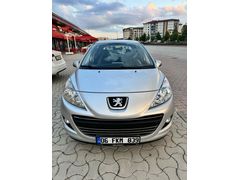 Peugeot 207 1.4 Envy otomatik 2011 Model Konya