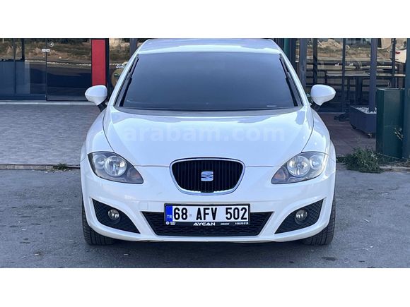 BOYASIZ  SEAT LEON 1.6 TDI CR Style 2011 AKSARAY MERKEZ