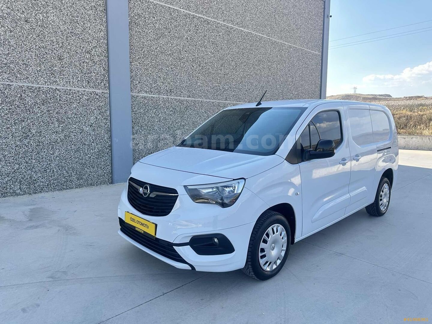 Galeriden Opel Combo 1.5 CDTI Elegance 2023 Model Denizli 51.000 km Beyaz 6