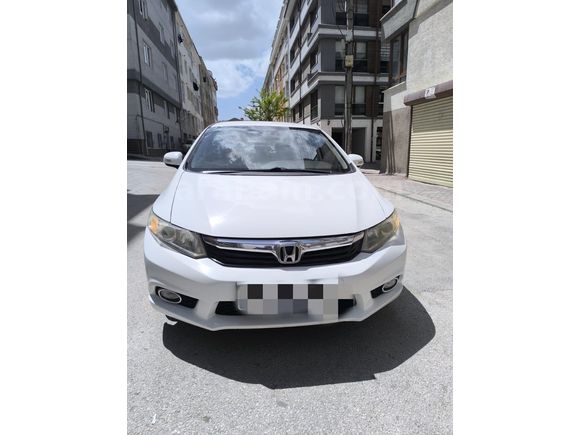 Sahibinden Honda Civic 1.6 Premium 2012 Model Gaziantep 200.000 km Beyaz