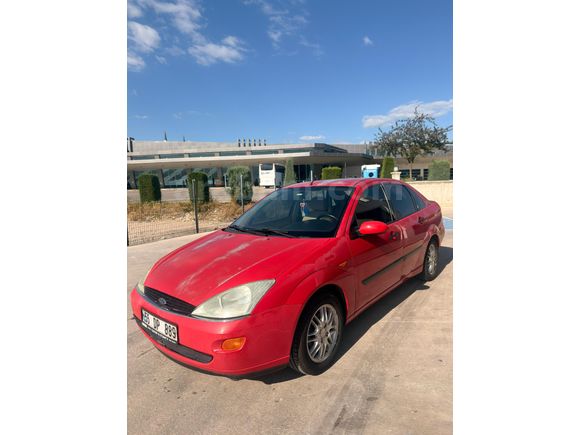 Sahibinden Ford Focus 1.6 Ghia 2001 Model