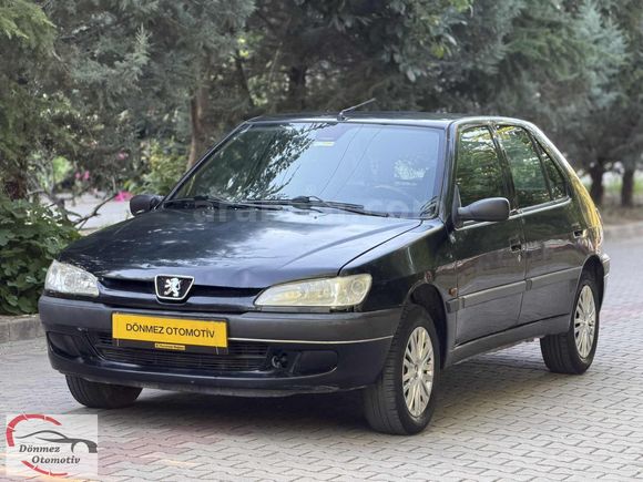PEJO 306 OTOMATİK VİTES BENZİN LPGLİ AİLE ARACIDIR