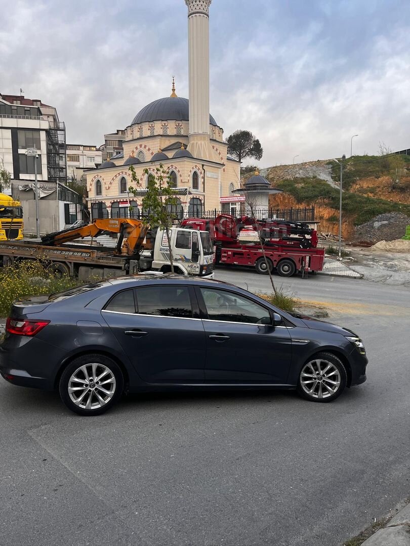 Sahibinden Renault Megane 1.5 dCi Icon 2019 Model İstanbul 182.500 km Lacivert 5