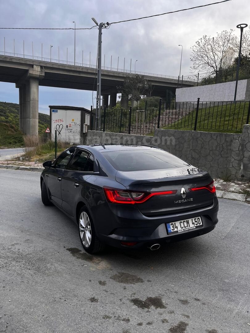 Sahibinden Renault Megane 1.5 dCi Icon 2019 Model İstanbul 182.500 km Lacivert 4