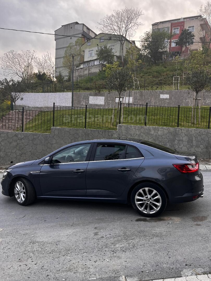 Sahibinden Renault Megane 1.5 dCi Icon 2019 Model İstanbul 182.500 km Lacivert 6
